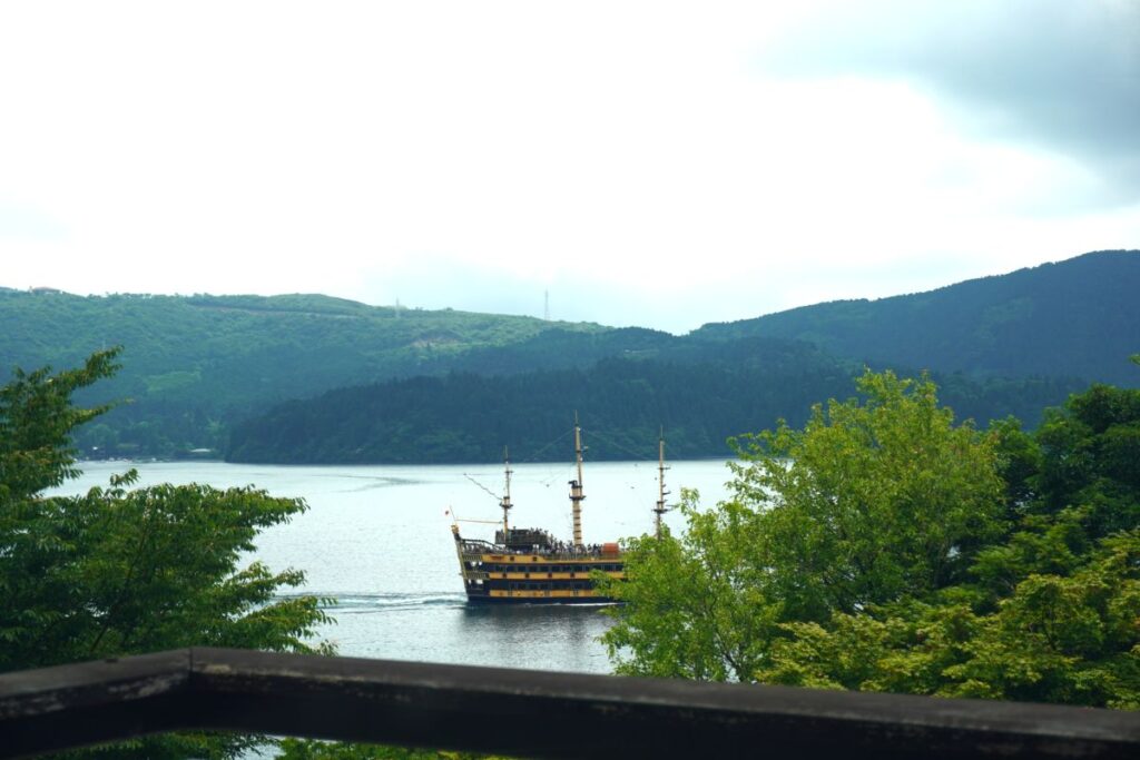 Pirate ship cruising on Lake Ashi viewed from Hotel de Yama