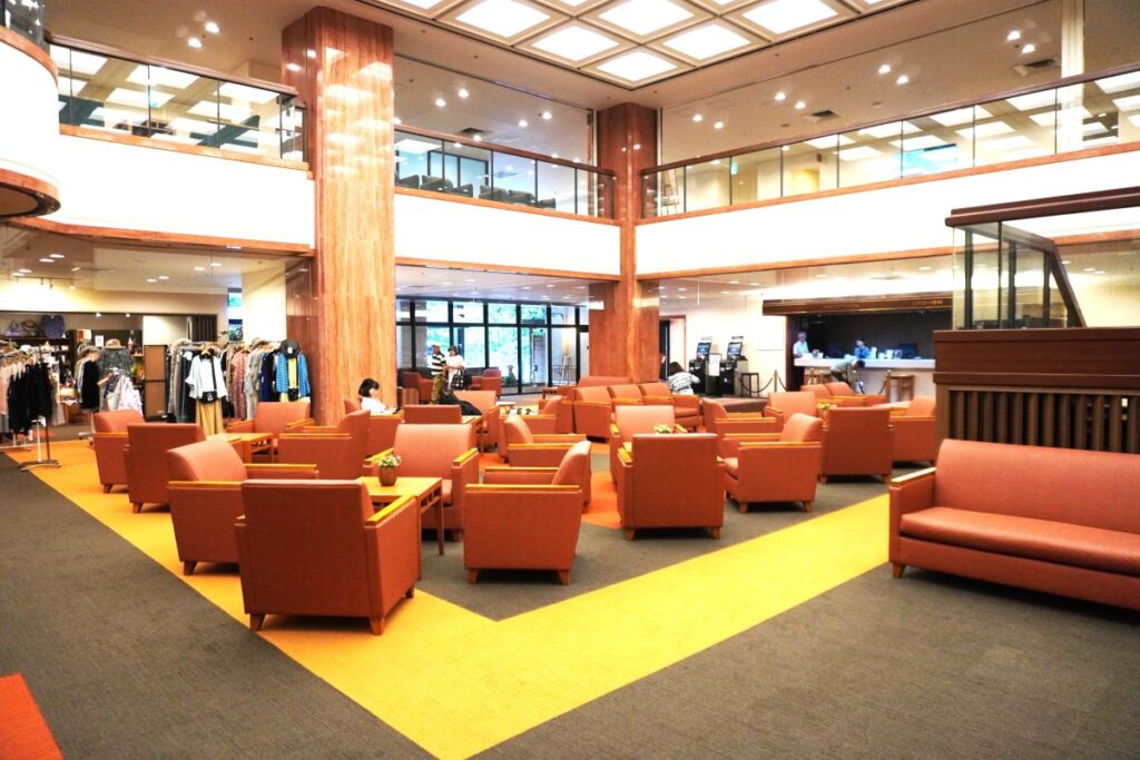 Spacious lobby lounge at Yumoto Fujiya Hotel in Hakone.