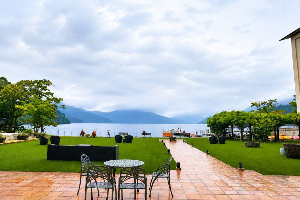 Lakefront garden with hammocks at Hakone Hotel