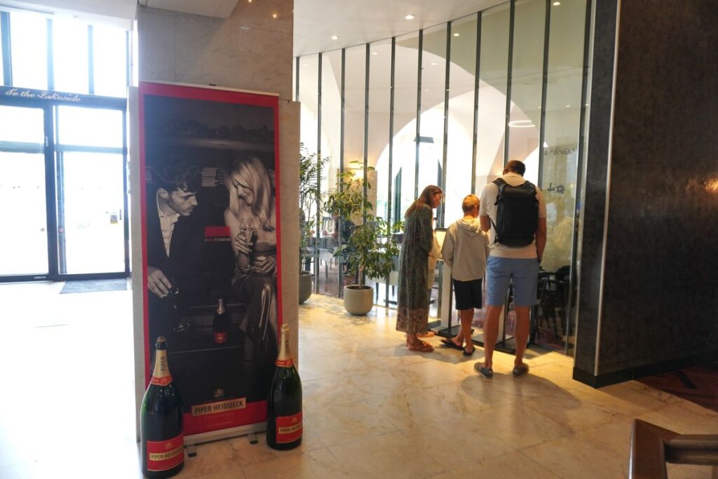 Entrance to Il Miraggio restaurant inside Hakone Hotel