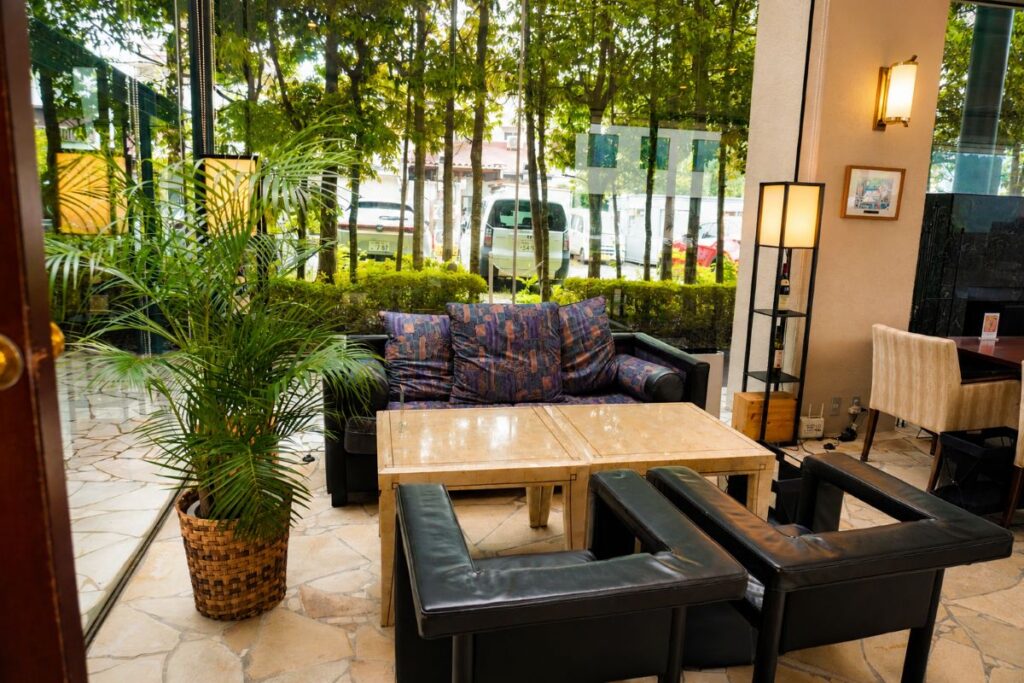 Lake View Lounge Il Lago at Hakone Hotel