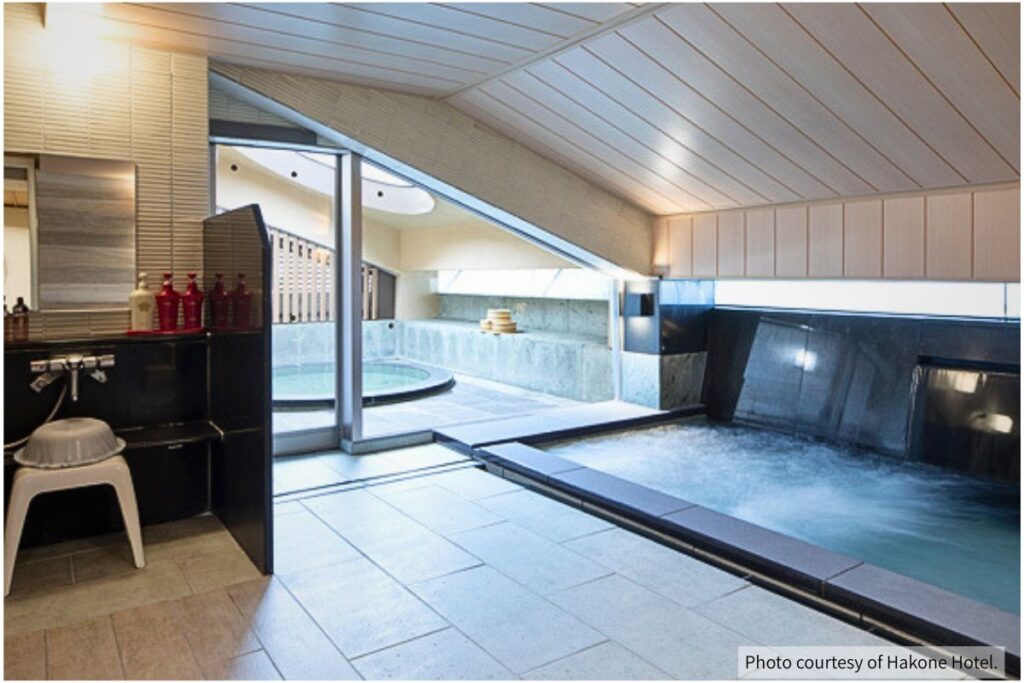 Indoor public bath with jacuzzi at Ashi-no-Yu in Hakone Hotel
